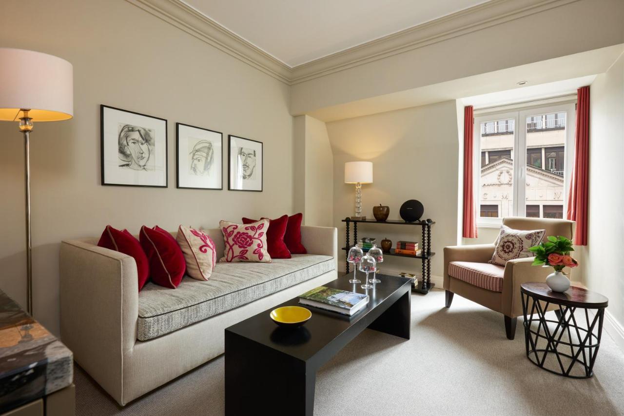 Rocco Forte Hotel Amigo Bruxelles Esterno foto A living room at The Ivy Collection