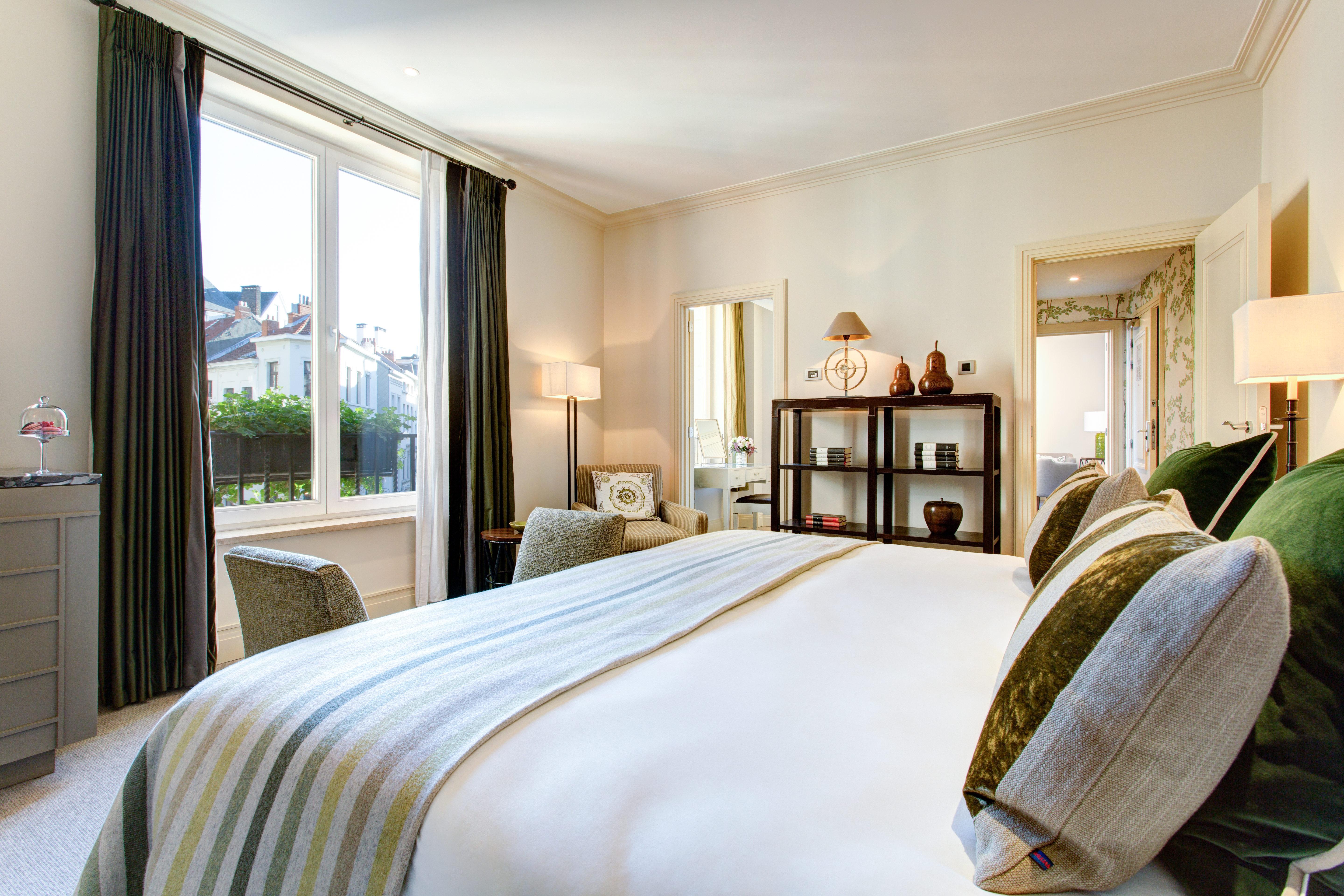 Rocco Forte Hotel Amigo Bruxelles Esterno foto A bedroom at the Mandarin Oriental, Paris