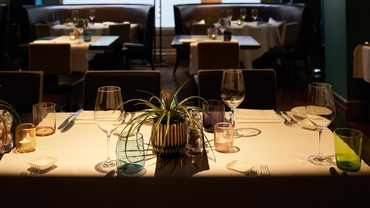 Rocco Forte Hotel Amigo Bruxelles Esterno foto Restaurant AOC